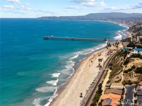 1110  Novilunio  , San Clemente, CA