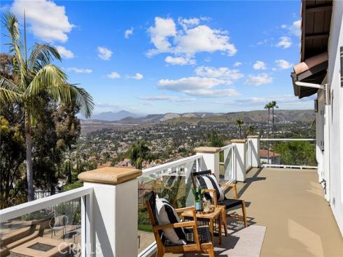 1110  Novilunio  , San Clemente, CA