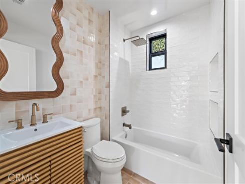 214 W Mariposa  B , San Clemente, CA