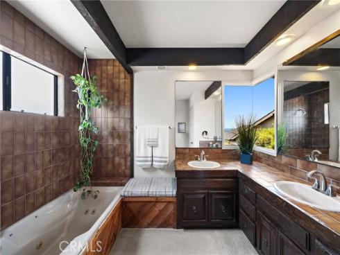 318  Avenida Santa Margarita  , San Clemente, CA