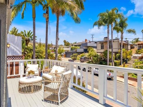 210 W Avenida Gaviota  , San Clemente, CA