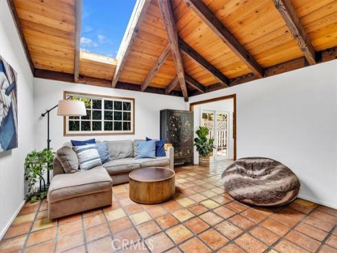 210 W Avenida Gaviota  , San Clemente, CA