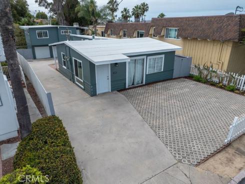 221  Avenida Monterey  , San Clemente, CA
