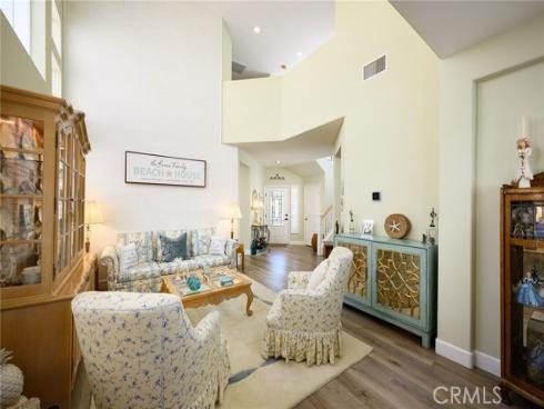 14  Chapital  , San Clemente, CA