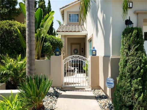 14  Chapital  , San Clemente, CA