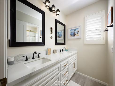 14  Chapital  , San Clemente, CA