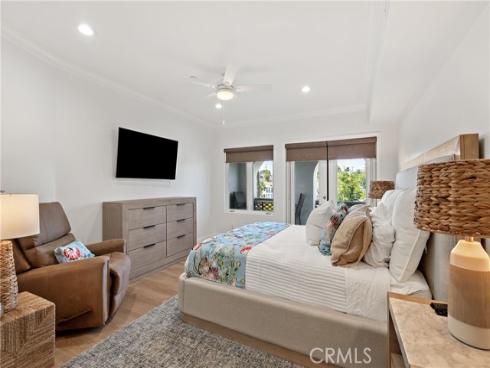 412  Arenoso Lane  104 , San Clemente, CA