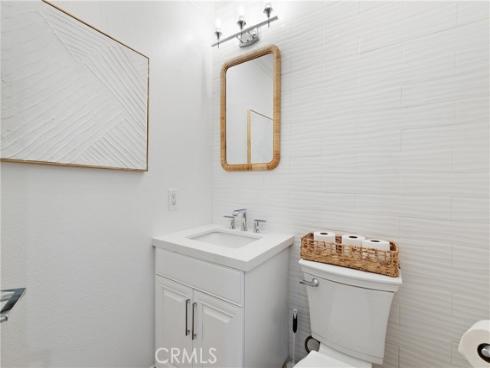 412  Arenoso Lane  104 , San Clemente, CA