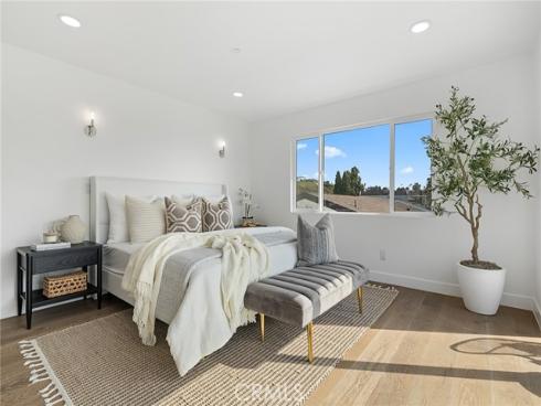 419 Calle Familia , San Clemente, CA