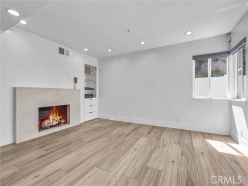 27  Burriana  , San Clemente, CA