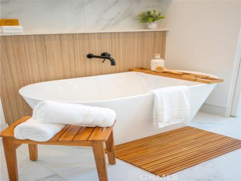 27  Burriana  , San Clemente, CA