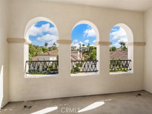 68  Avenida Cristal  , San Clemente, CA