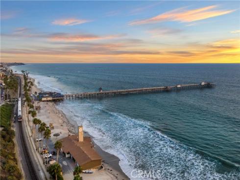 752  Calle Vallarta  , San Clemente, CA