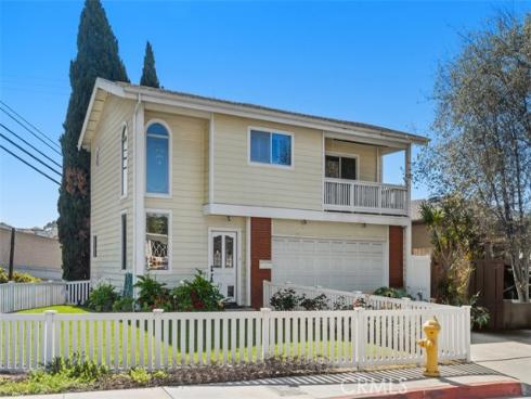 137  W Avenida Cornelio  , San Clemente, CA