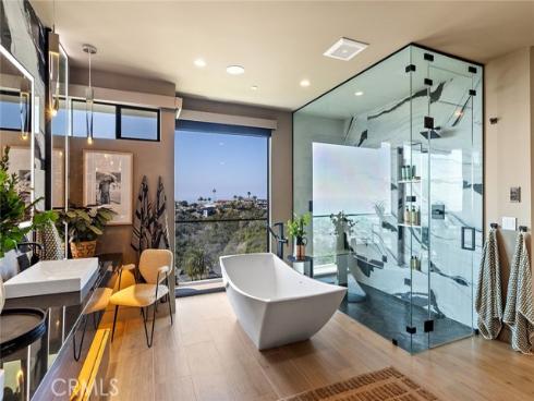 606 E Avenida San Juan  , San Clemente, CA