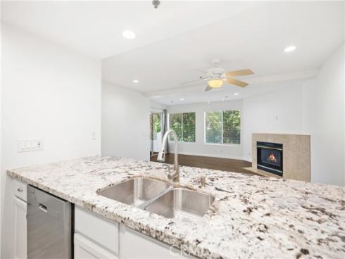 206  Avenida Montalvo  8 , San Clemente, CA