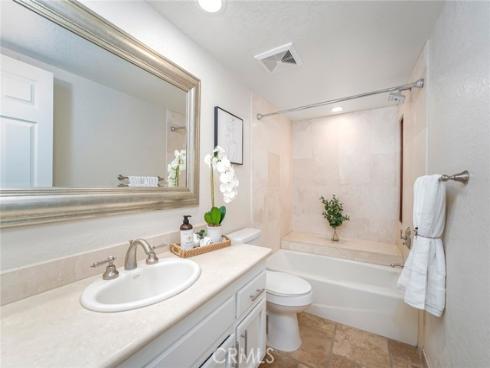 527  Avenida Buenos Aires  , San Clemente, CA