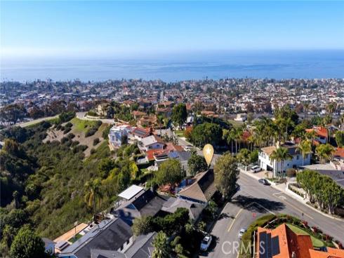 200  Avenida San Carlos  , San Clemente, CA