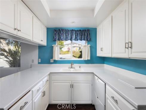 200  Avenida San Carlos  , San Clemente, CA