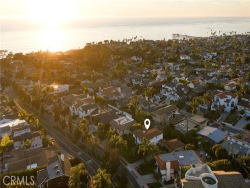 212 W Avenida Valencia , San Clemente, CA