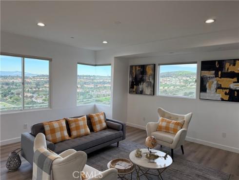 716 Avenida Columbo , San Clemente, CA