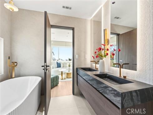 525 E Avenida San Juan  , San Clemente, CA