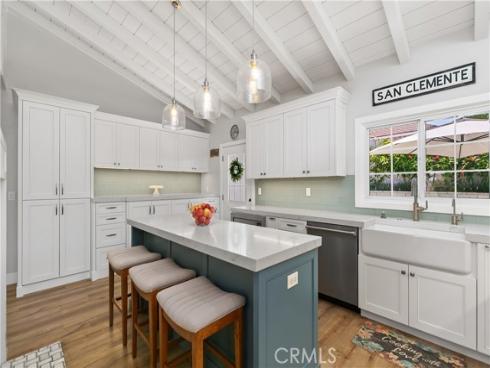 127 West Avenida De Los Lobos Marinos , San Clemente, CA