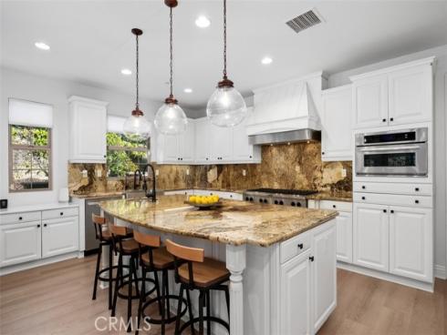 25  Via Nerisa  , San Clemente, CA