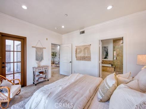 1520  N. El Camino Real  11 , San Clemente, CA