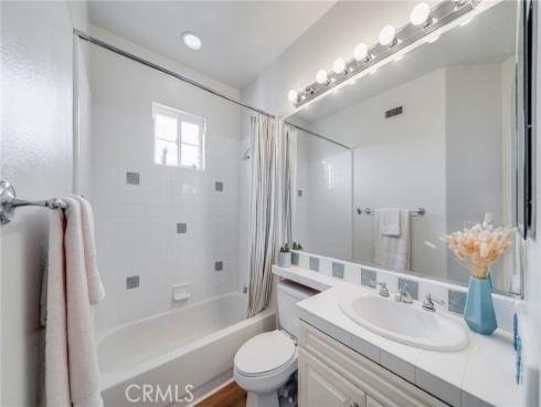 18  Calle Anacapa  , San Clemente, CA