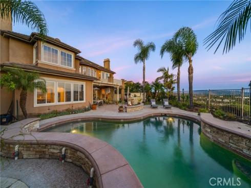 18  Calle Anacapa  , San Clemente, CA