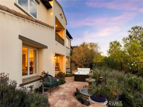 19  Calle Estilo Nuevo  , San Clemente, CA