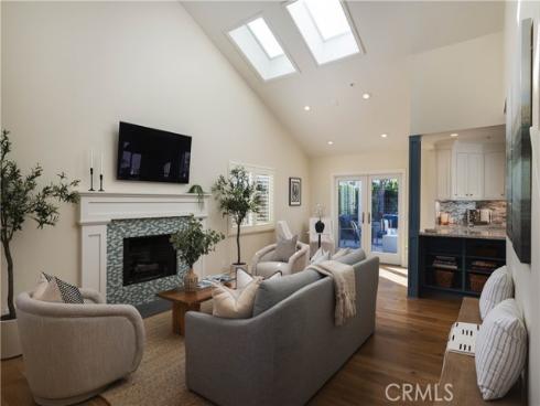 132  Esplanade  , San Clemente, CA