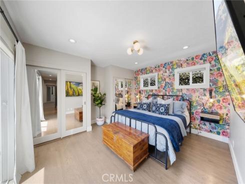 114  Esplanade  , San Clemente, CA
