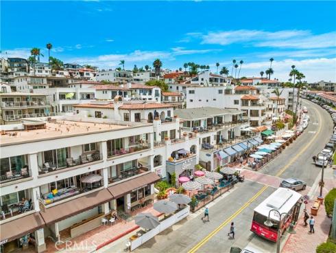 111 W Avenida Santiago , San Clemente, CA
