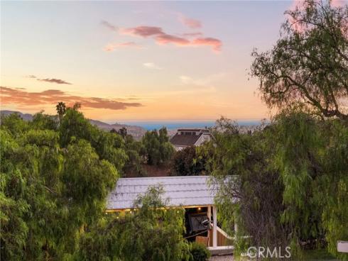 10 Strawberry Lane, San Juan Capistrano, CA