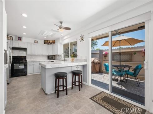 27071 Calle Caballero B , San Juan Capistrano, CA