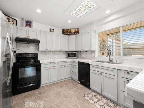 27071 Calle Caballero B , San Juan Capistrano, CA