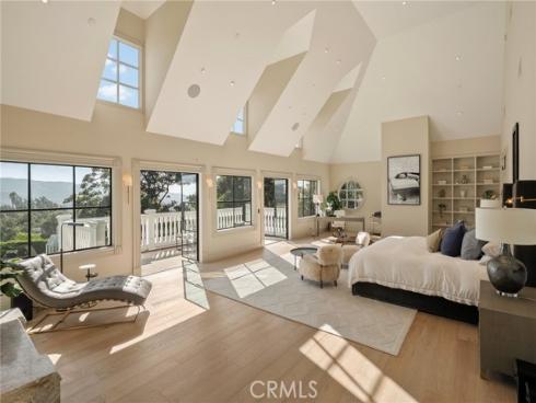 10  Strawberry  , San Juan Capistrano, CA