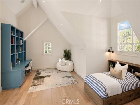 10  Strawberry  , San Juan Capistrano, CA