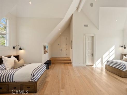 10  Strawberry  , San Juan Capistrano, CA