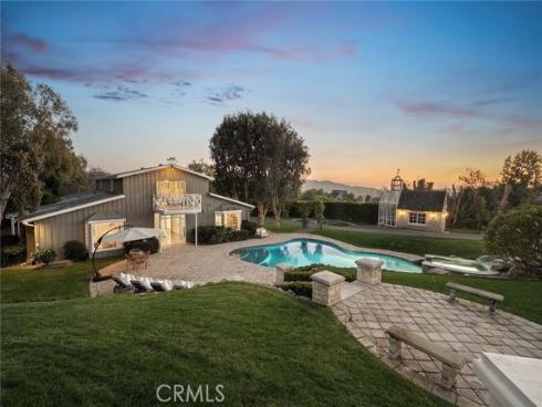 10  Strawberry  , San Juan Capistrano, CA