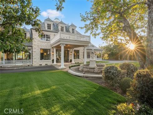 10  Strawberry  , San Juan Capistrano, CA