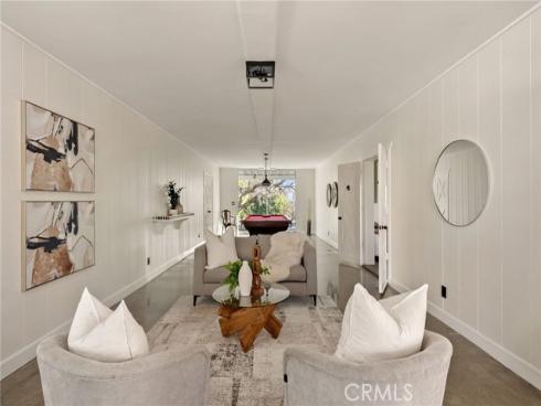 10  Strawberry  , San Juan Capistrano, CA