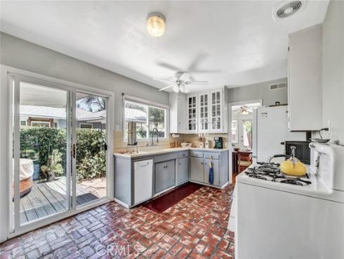 1135 W 10th   Street, Santa Ana, CA