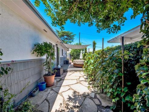 1135 W 10th   Street, Santa Ana, CA