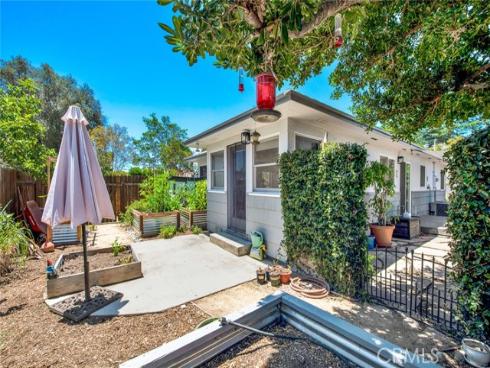 1135 W 10th   Street, Santa Ana, CA