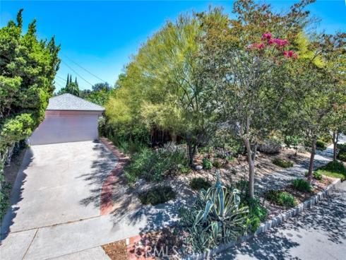 1135 W 10th   Street, Santa Ana, CA