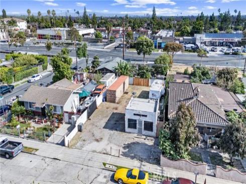 1704 W 2nd Street, Santa Ana, CA