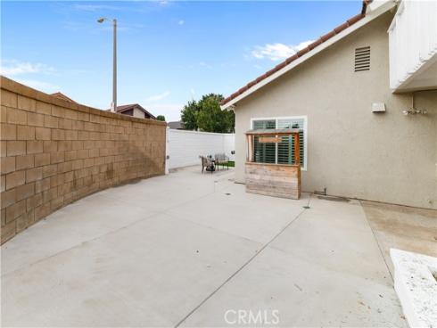 2713 S Glenarbor Street, Santa Ana, CA